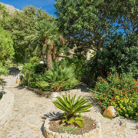 Piedra Holiday home *